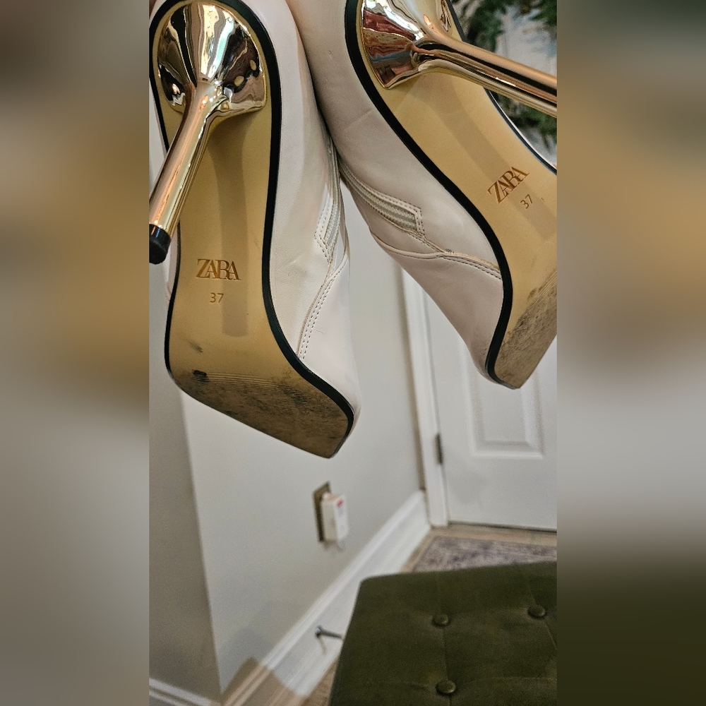 ZARA Cream/ivory Gold Stiletto Heeled Zip Booties. 3.75". Size US 6.5 - Picture 13 of 15